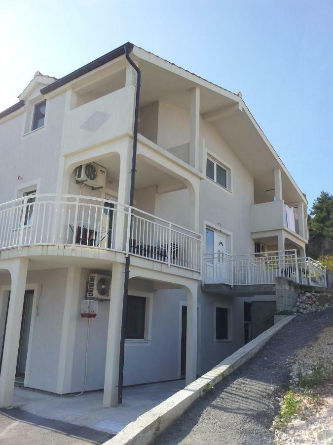 טרוגיר Apartments Holiday Gavric מראה חיצוני תמונה